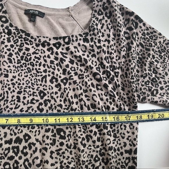 Apt. 9 Cheetah Leopard Animal Print Short Sleeve Knit Blouse Black Large - Picture 9 of 12